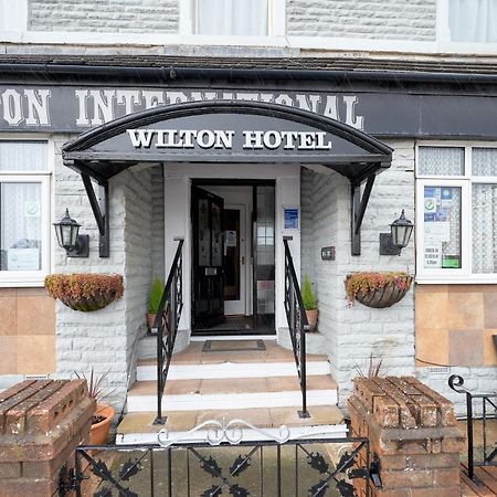 Bed and Breakfast The Wilton International à Blackpool Extérieur photo