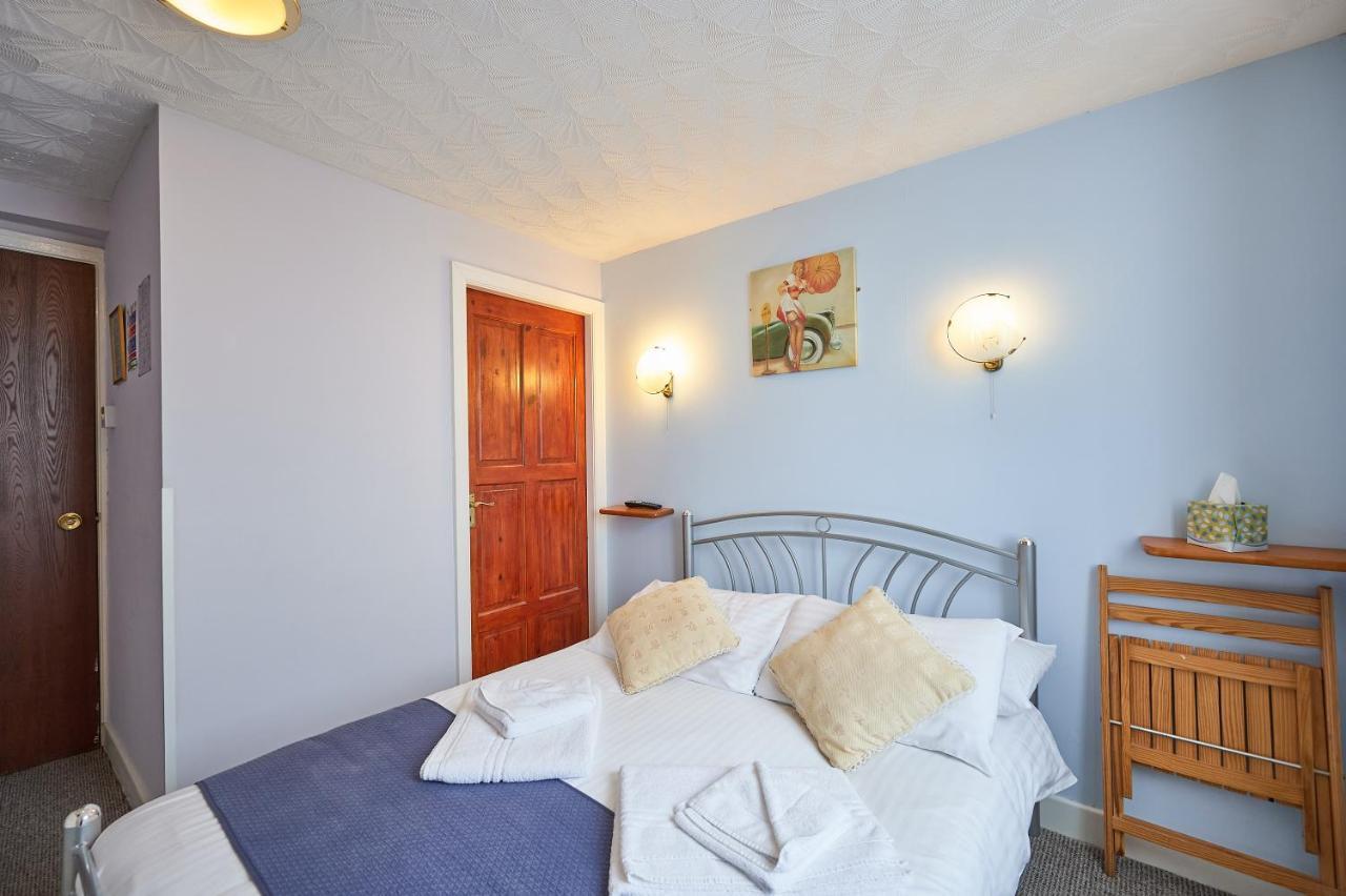 Bed and Breakfast The Wilton International à Blackpool Extérieur photo