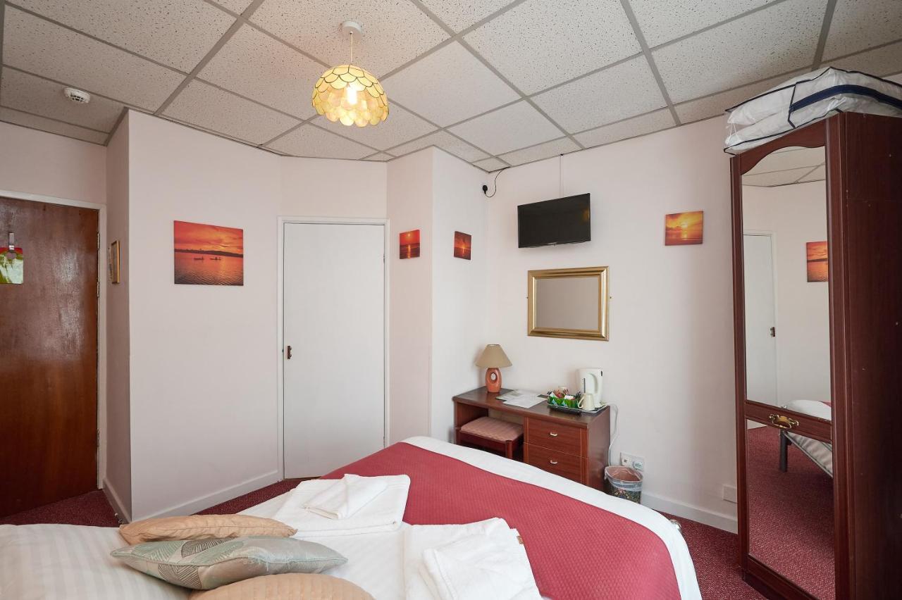 Bed and Breakfast The Wilton International à Blackpool Extérieur photo