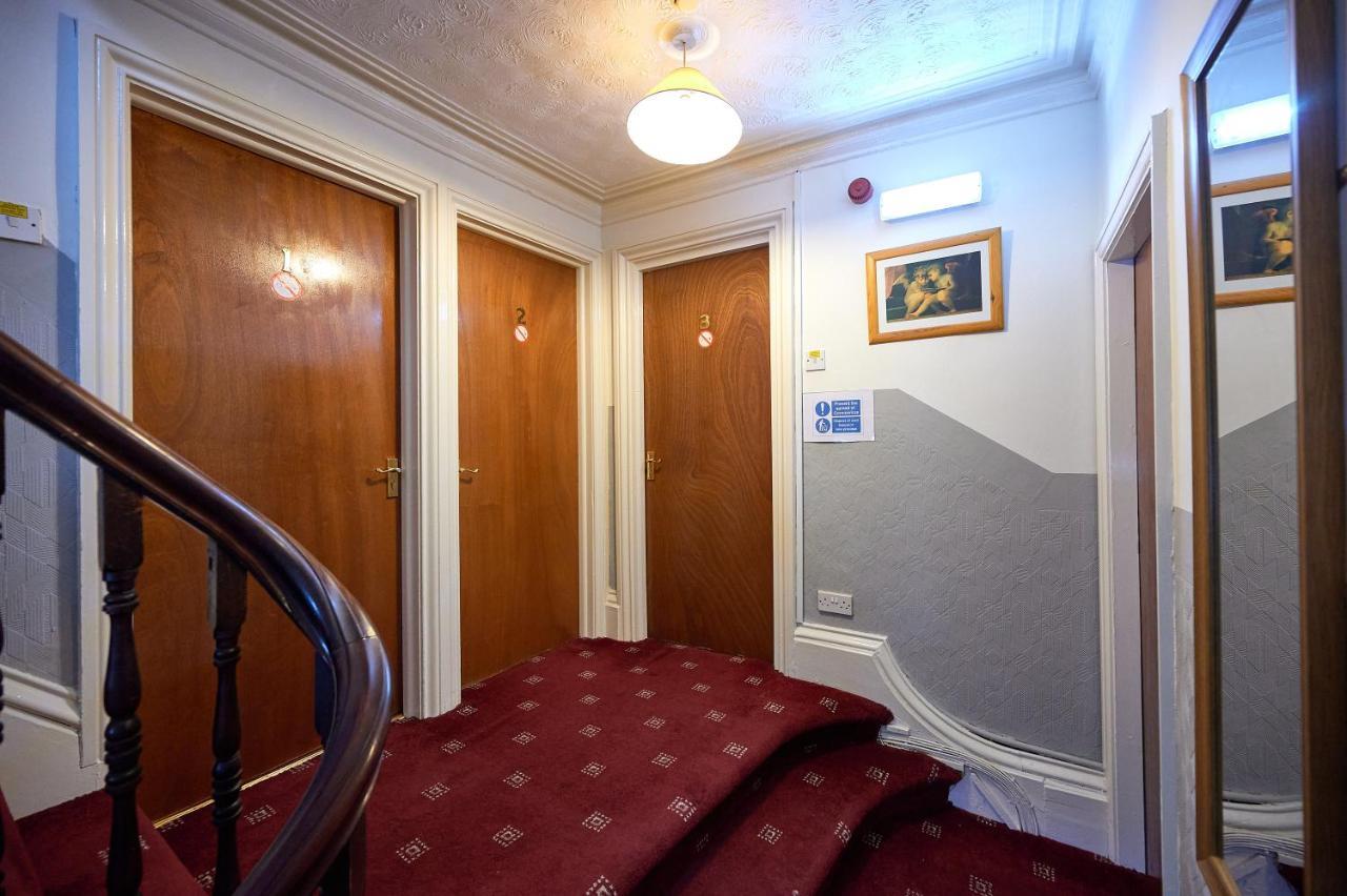Bed and Breakfast The Wilton International à Blackpool Extérieur photo